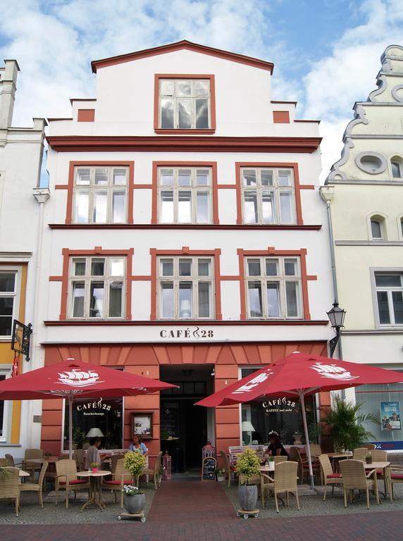 Cafe 28 & Pension Am Markt Wißmar 외부 사진