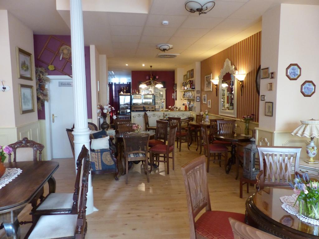 Cafe 28 & Pension Am Markt Wißmar 외부 사진